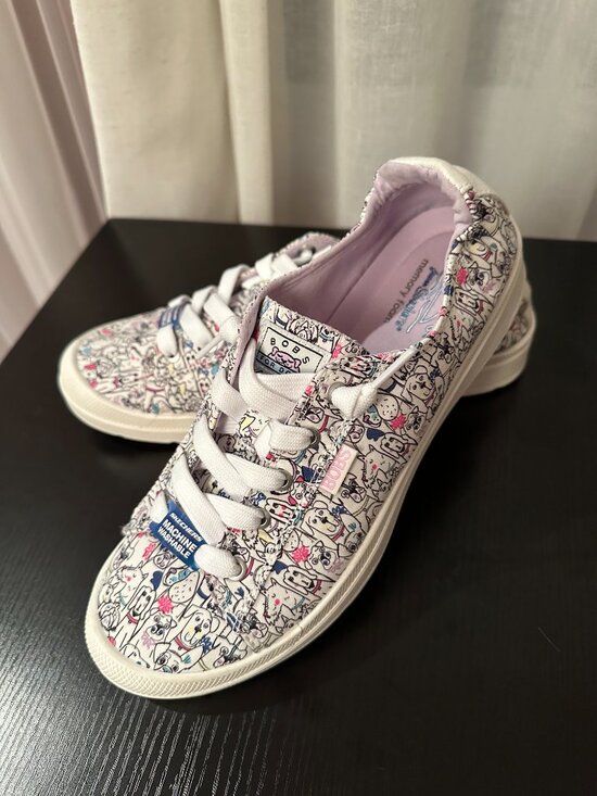 Skechers Shoes - Skechers Women's BOBS Sneakers Size 8.5